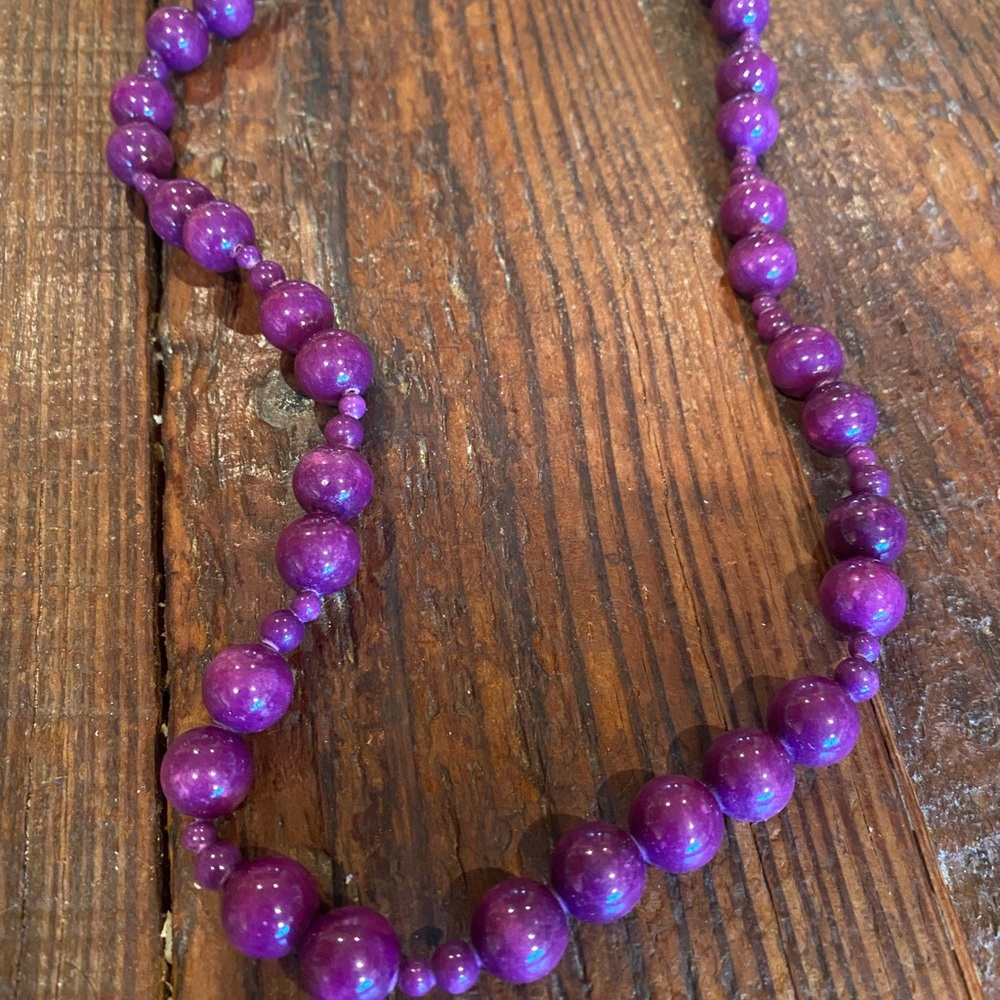 Elegant Purple Crystal Bead Necklace